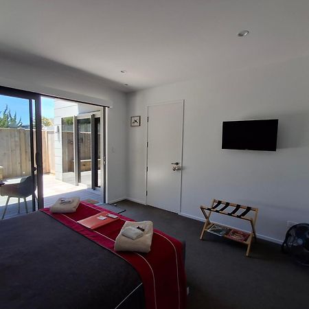 Papamoa Beach, Pohutukawa Deluxe Studio, On Hugoway Exterior photo