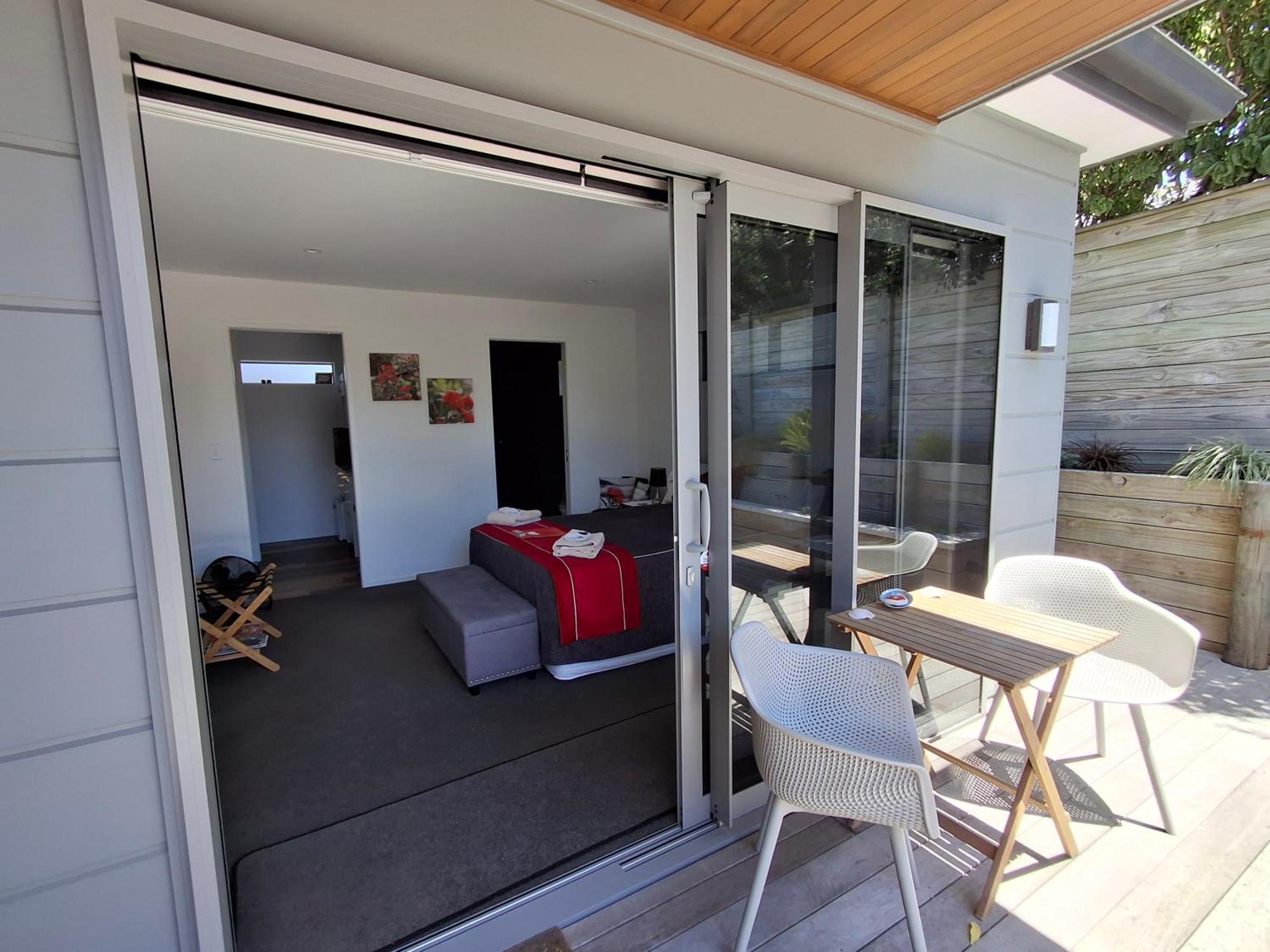 Papamoa Beach, Pohutukawa Deluxe Studio, On Hugoway Exterior photo